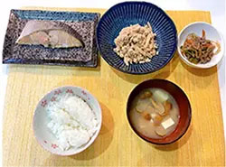 焼魚のお食事